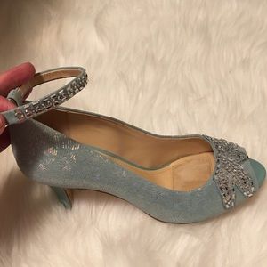 💫Alex Marie Icebrg/Irdsc- Size 7.5M peep toe